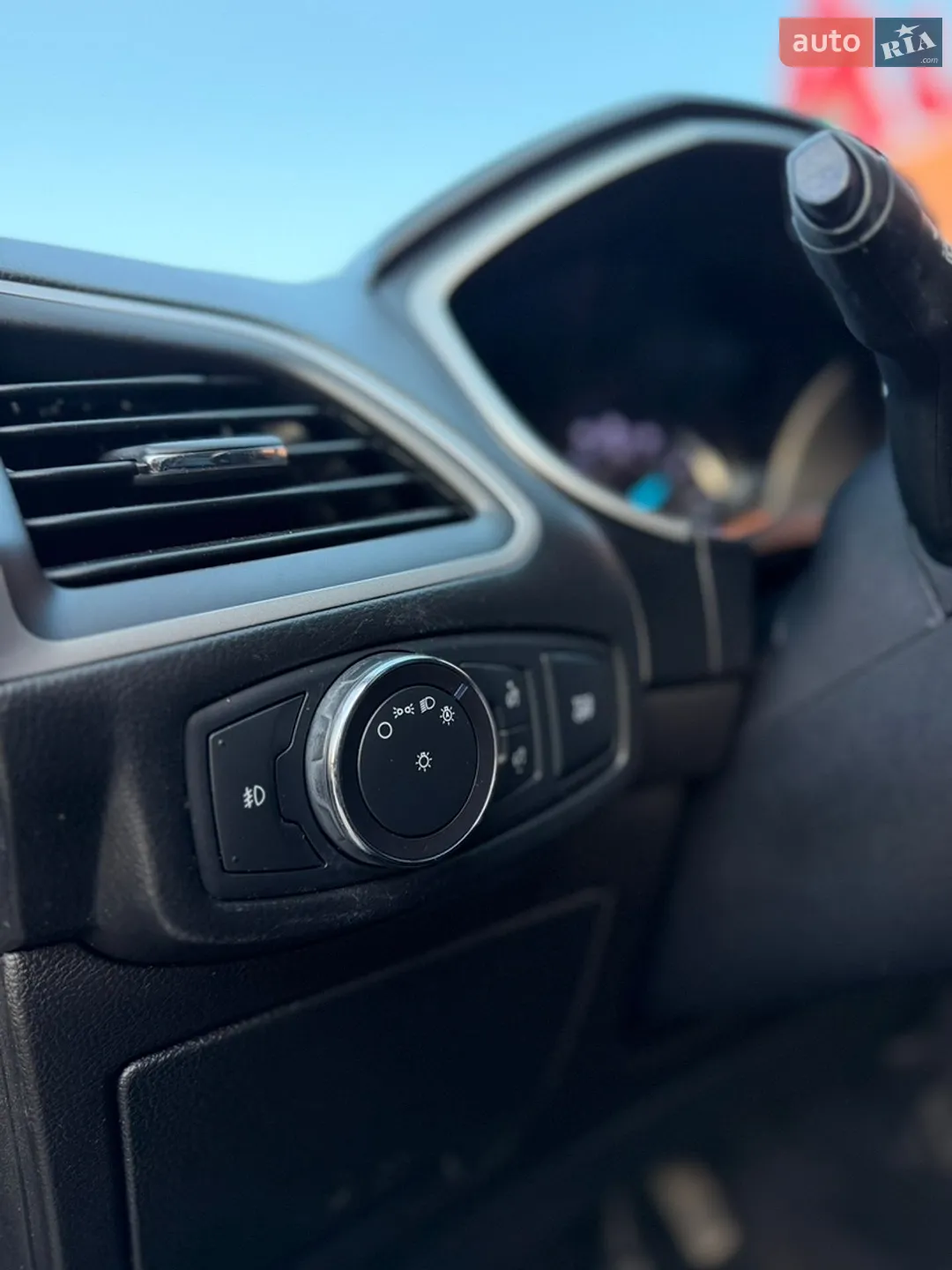 2019 Ford Edge - мініатюра 19