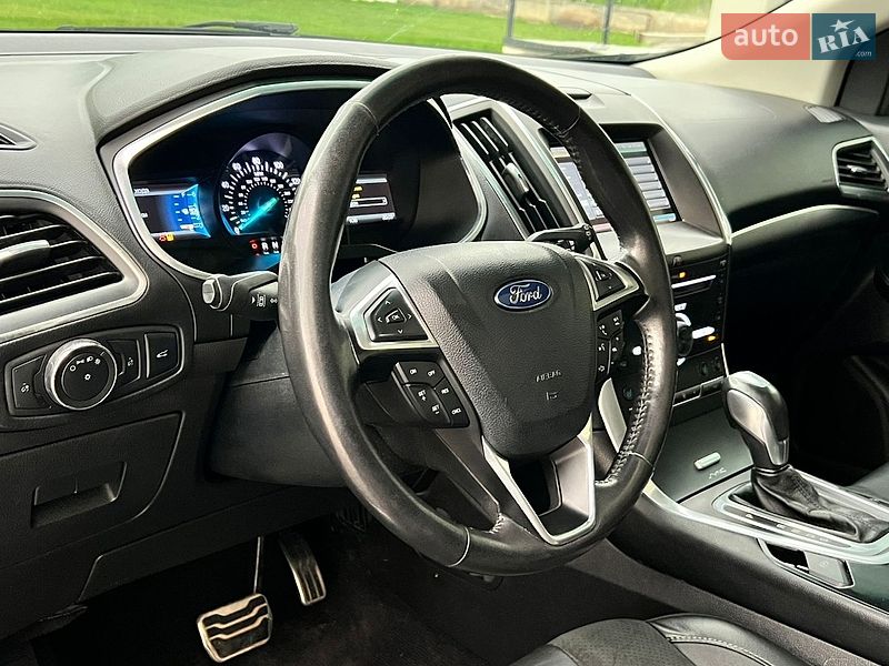 Позашляховик / Кросовер Ford Edge 2015 в Луцьку