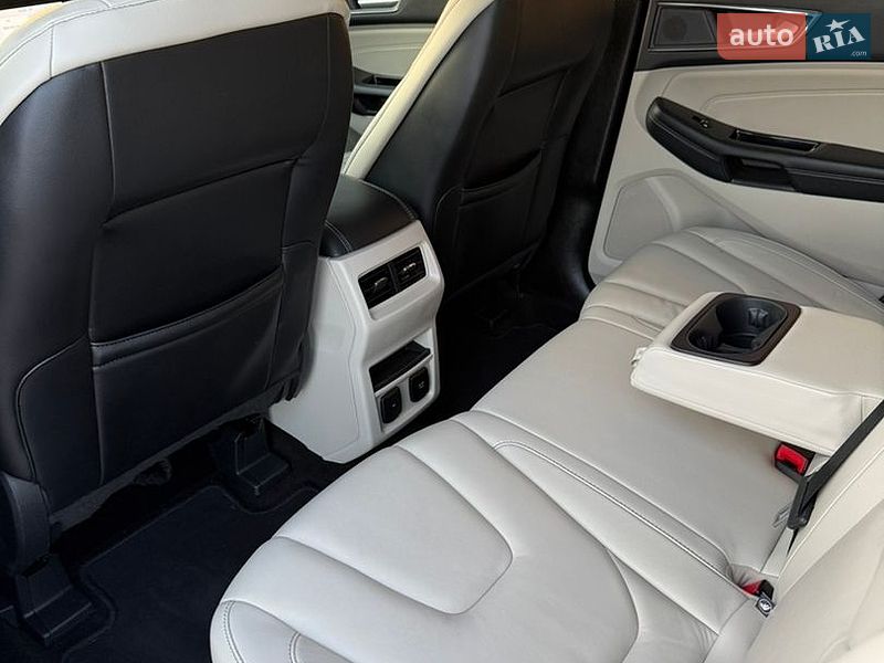 Позашляховик / Кросовер Ford Edge 2020 в Києві