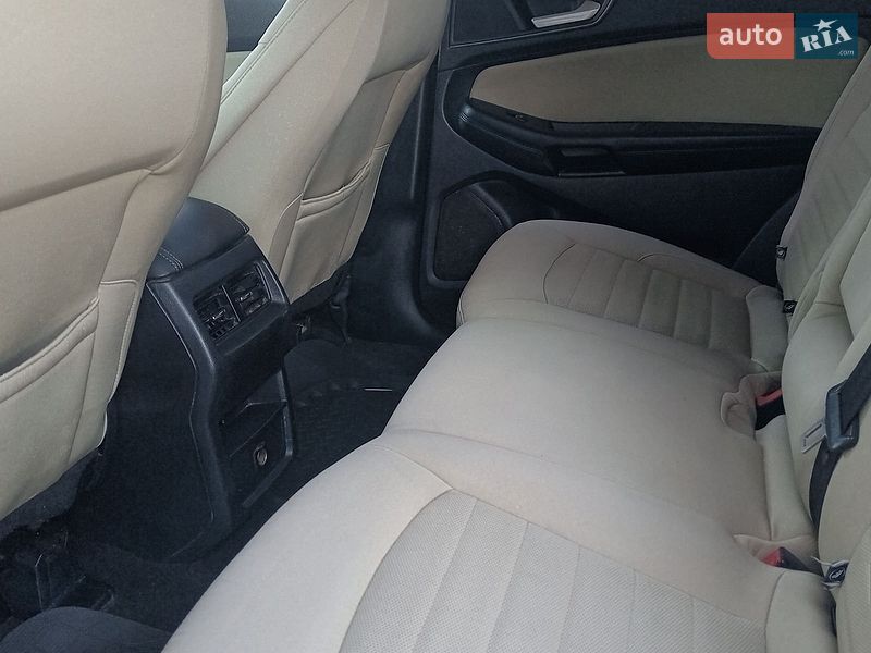 Позашляховик / Кросовер Ford Edge 2018 в Львові