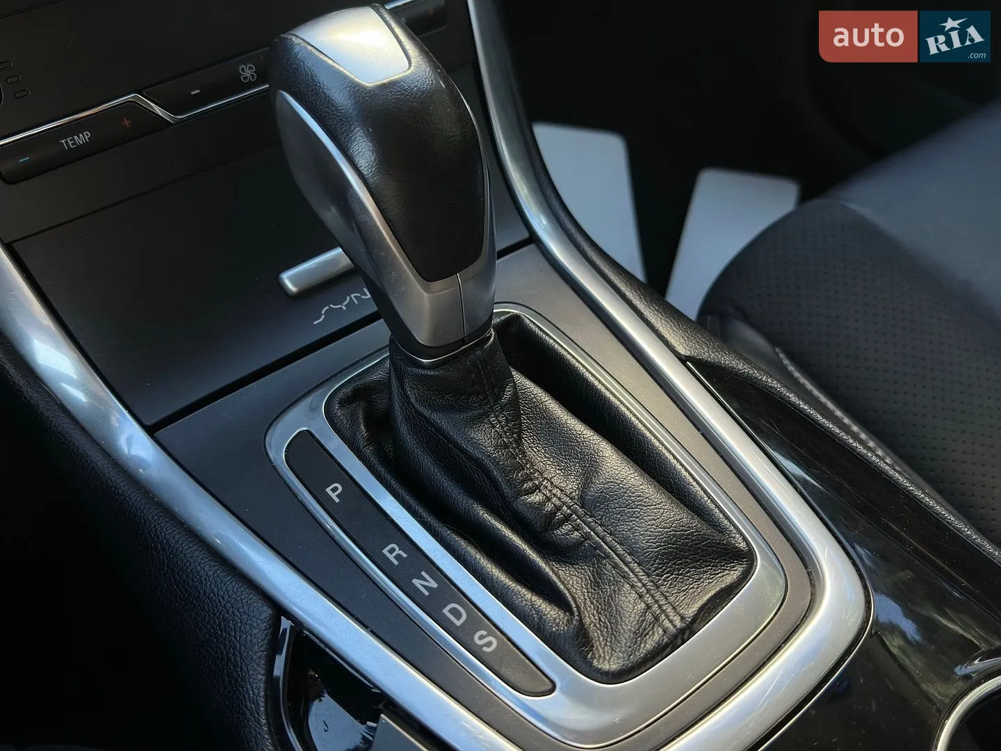 2016 Ford Edge - мініатюра 18