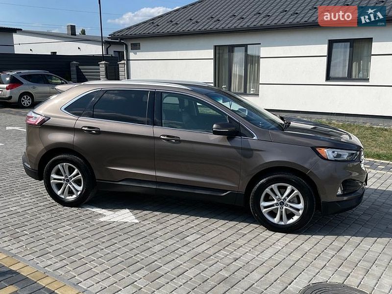 Внедорожник / Кроссовер Ford Edge 2019 в Вараше