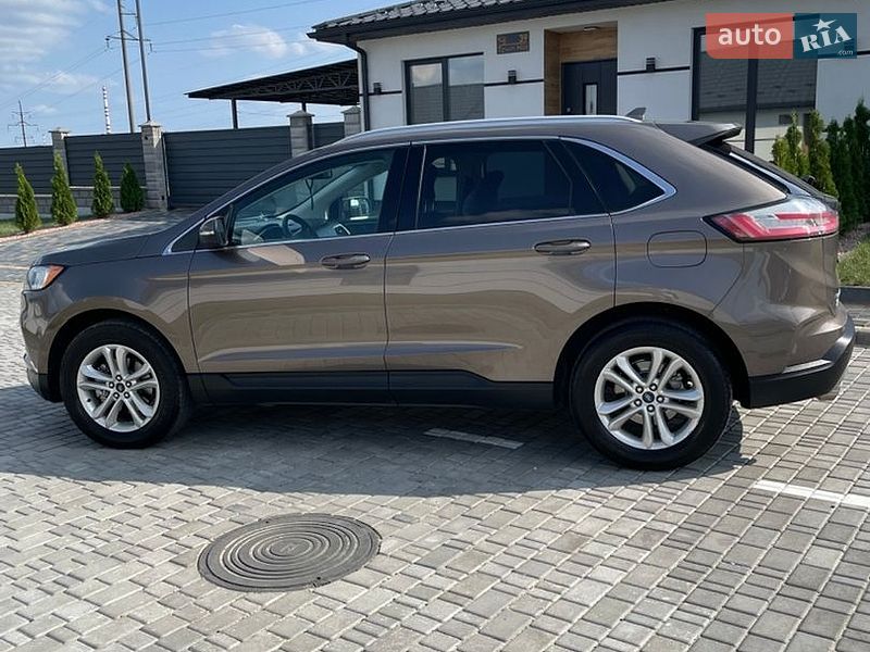 Внедорожник / Кроссовер Ford Edge 2019 в Вараше