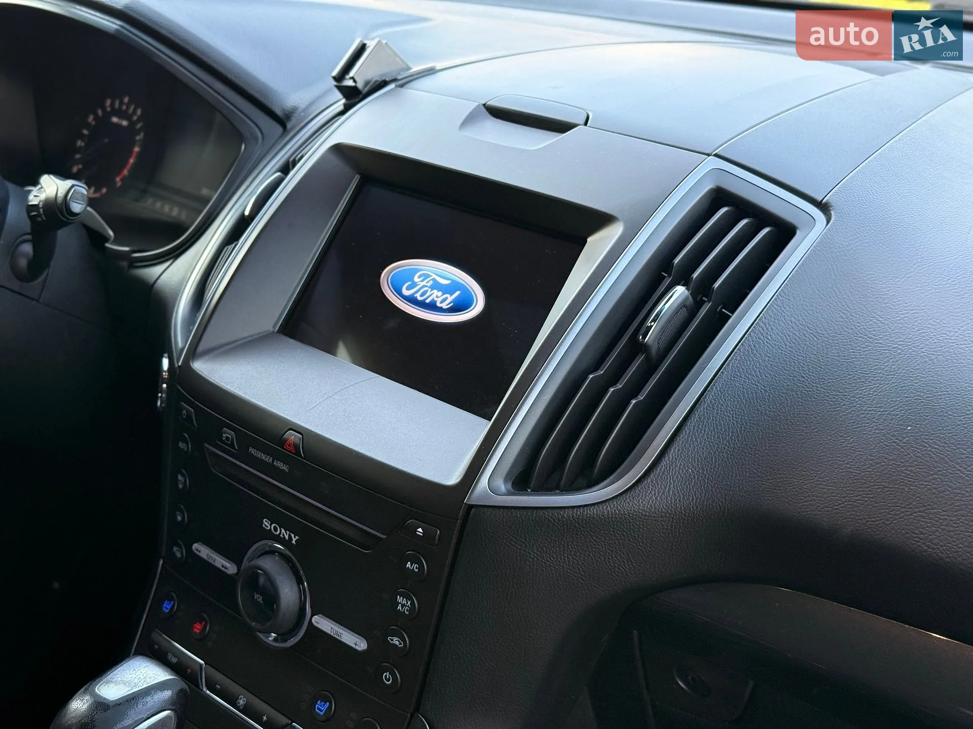 2018 Ford Edge - мініатюра 27