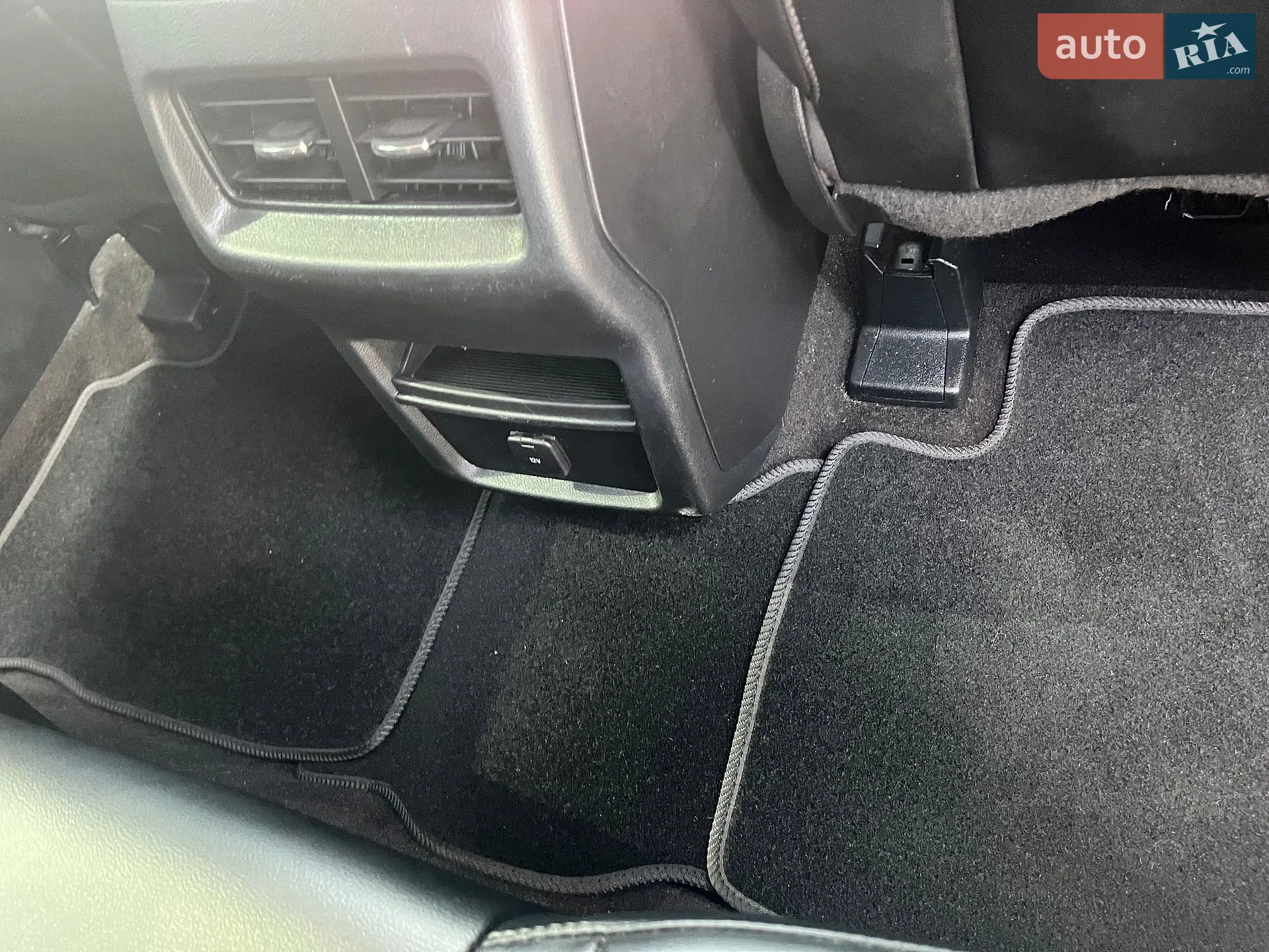 2018 Ford Edge - мініатюра 17