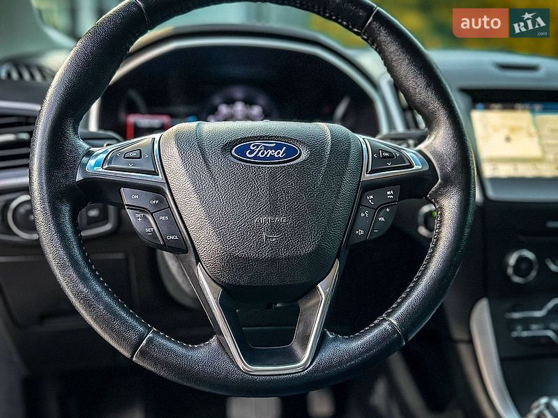 Позашляховик / Кросовер Ford Edge 2018 в Славуті