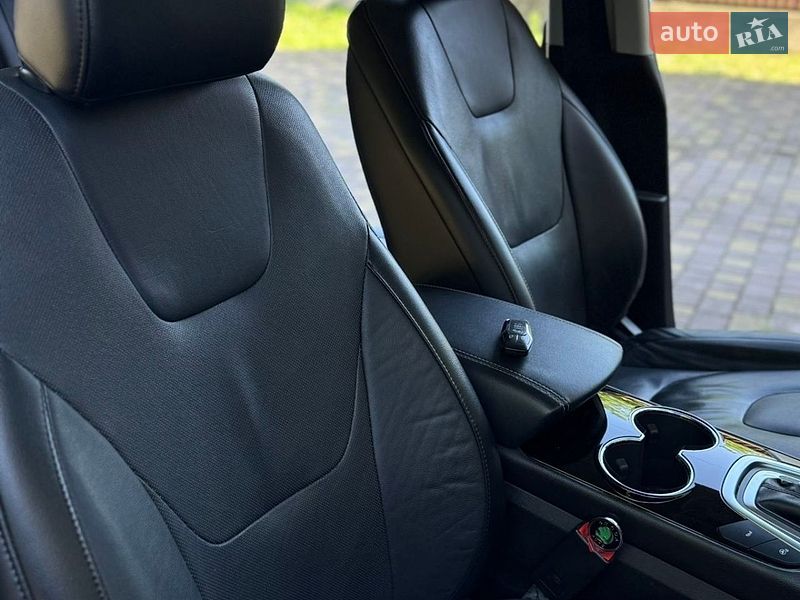 Внедорожник / Кроссовер Ford Edge 2016 в Шепетовке