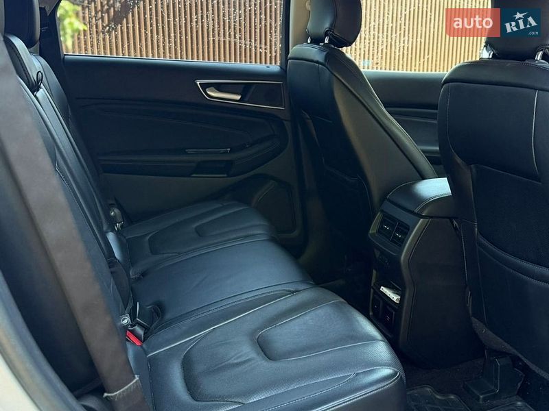 Внедорожник / Кроссовер Ford Edge 2016 в Шепетовке