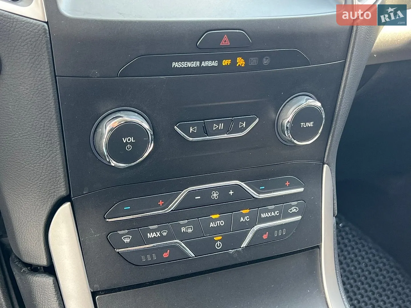 2019 Ford Edge - мініатюра 34