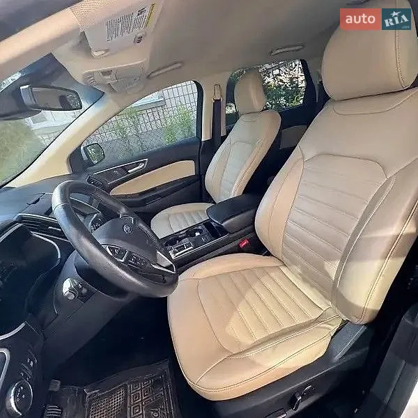 Ford Edge