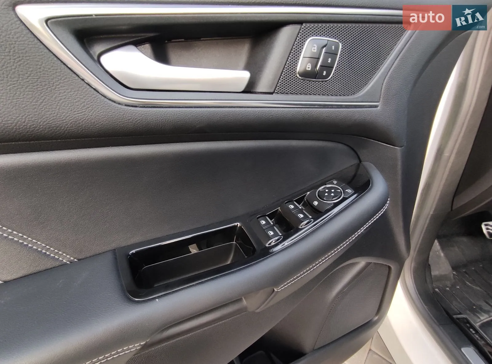 2018 Ford Edge - мініатюра 40
