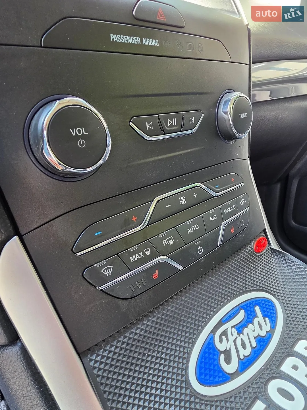 2019 Ford Edge - мініатюра 29