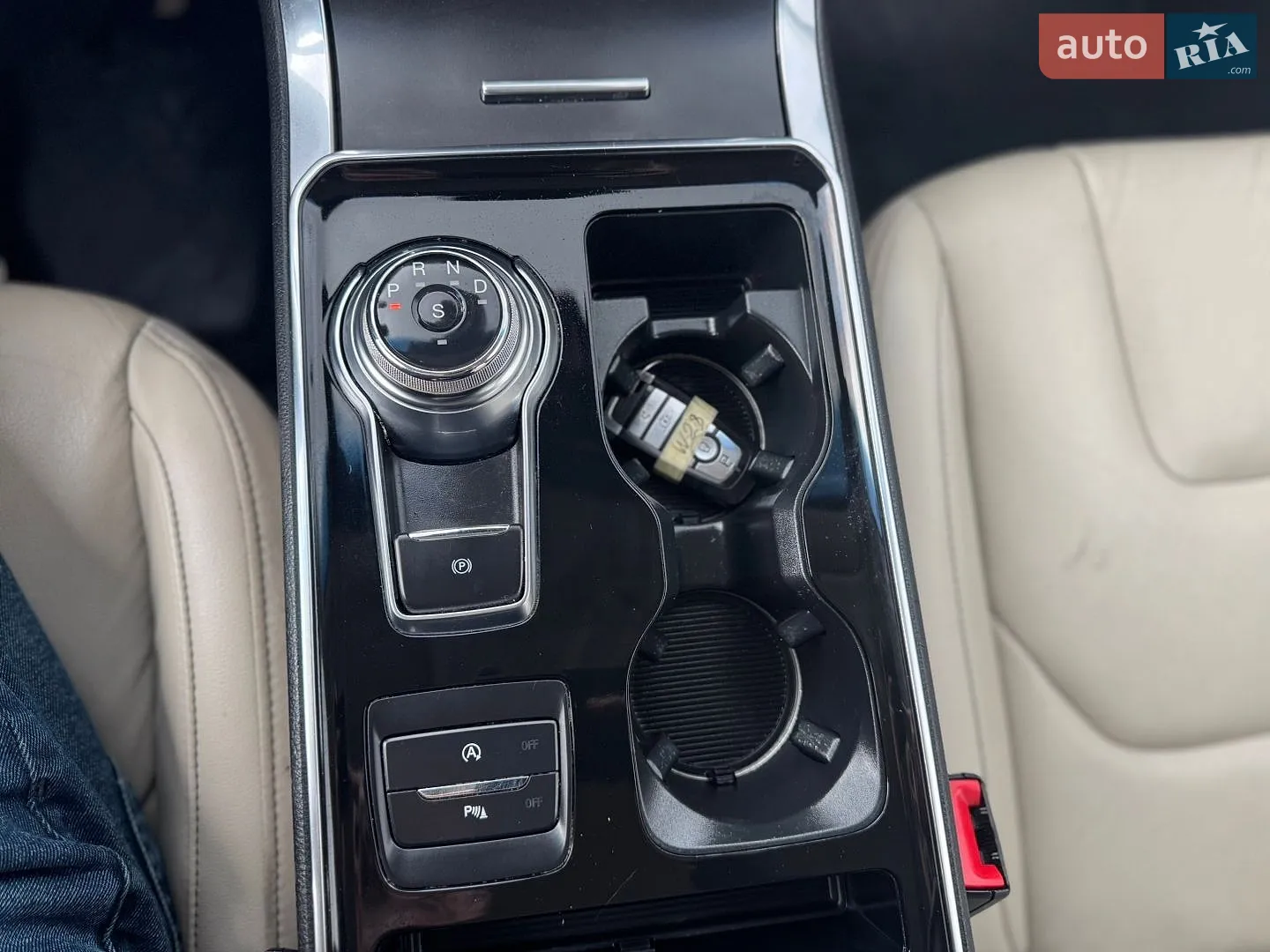 2020 Ford Edge - мініатюра 30