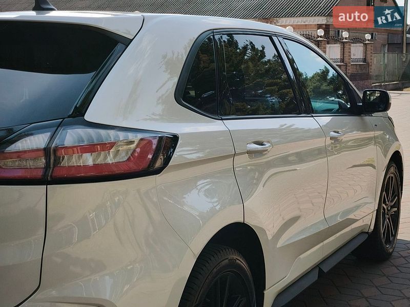 Позашляховик / Кросовер Ford Edge 2022 в Лубнах