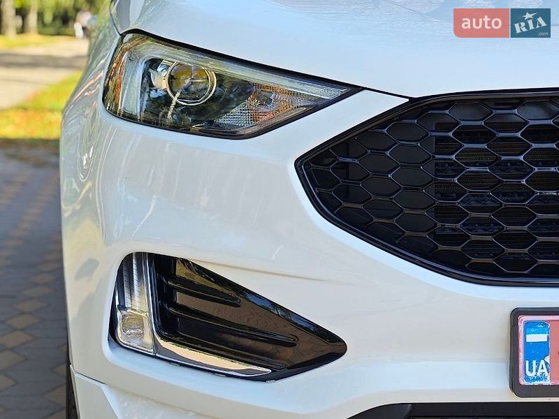 Позашляховик / Кросовер Ford Edge 2022 в Лубнах