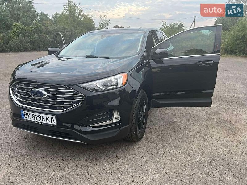 Позашляховик / Кросовер Ford Edge 2022 в Острозі
