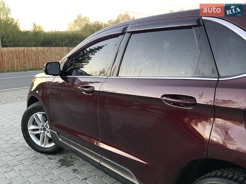 Позашляховик / Кросовер Ford Edge 2017 в Надвірній