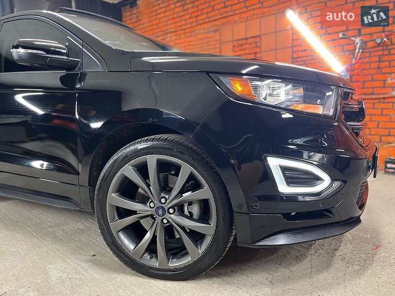 Позашляховик / Кросовер Ford Edge 2018 в Броварах