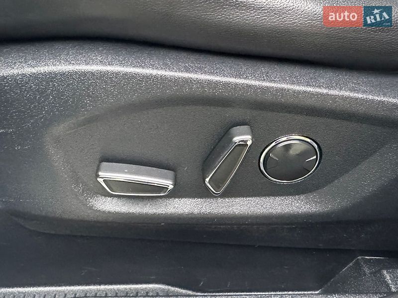 Внедорожник / Кроссовер Ford Edge 2015 в Дубно
