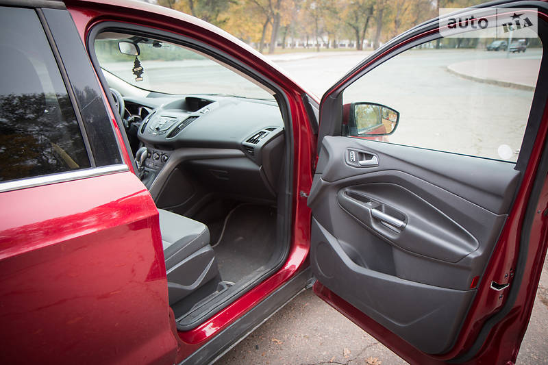 Позашляховик / Кросовер Ford Escape 2014 в Кропивницькому