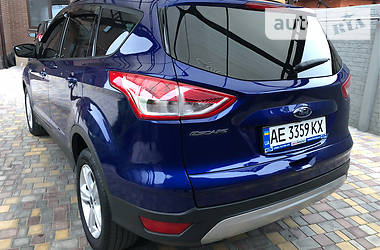 Внедорожник / Кроссовер Ford Escape 2015 в Днепре