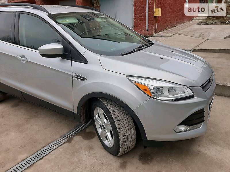 Позашляховик / Кросовер Ford Escape 2015 в Борщеві