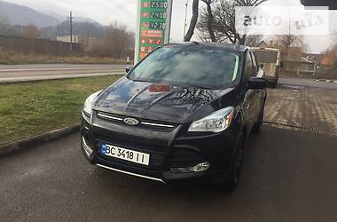 Внедорожник / Кроссовер Ford Escape 2014 в Хусте