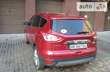 Внедорожник / Кроссовер Ford Escape 2013 в 