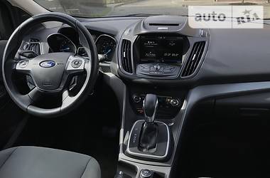 Позашляховик / Кросовер Ford Escape 2013 в 