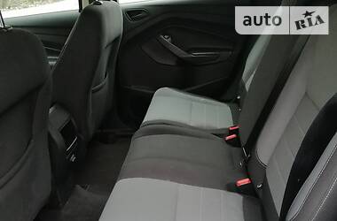 Позашляховик / Кросовер Ford Escape 2018 в 