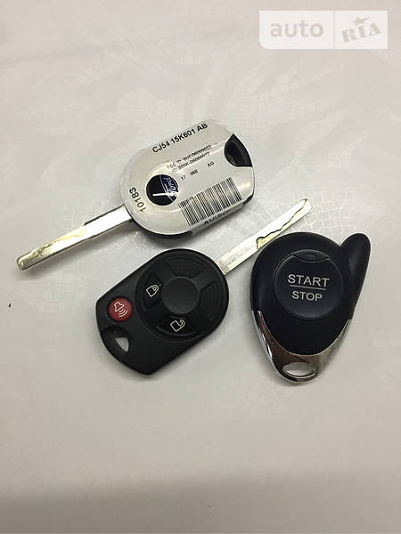 Позашляховик / Кросовер Ford Escape 2017 в Вінниці