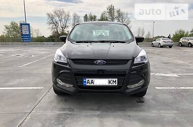 Позашляховик / Кросовер Ford Escape 2014 в 