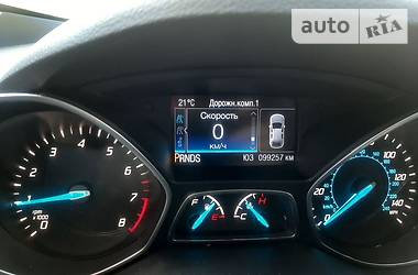 Внедорожник / Кроссовер Ford Escape 2015 в 