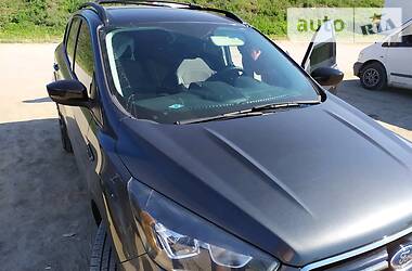 Позашляховик / Кросовер Ford Escape 2017 в 