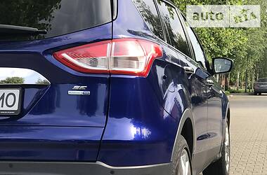 Внедорожник / Кроссовер Ford Escape 2015 в Одессе