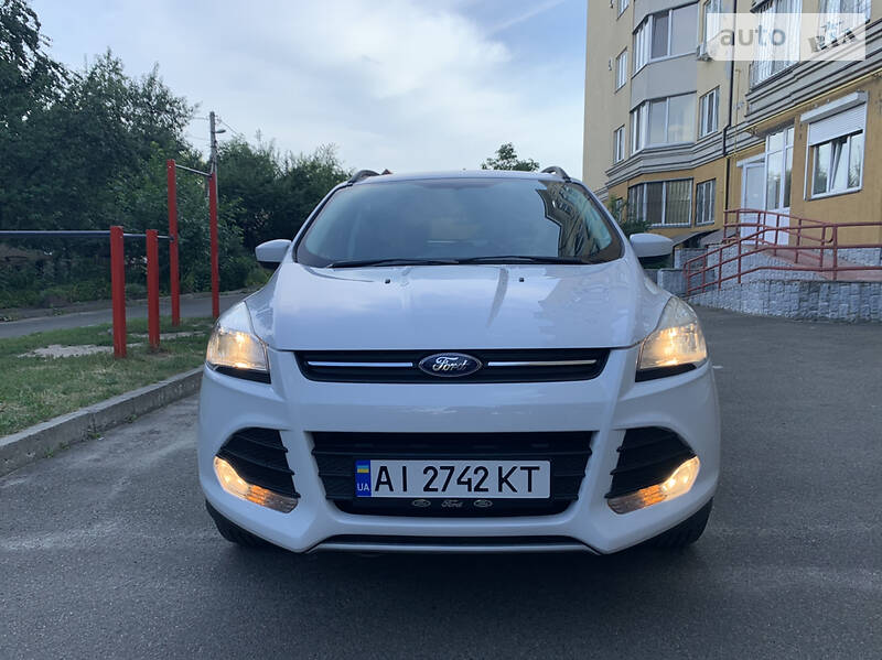 Позашляховик / Кросовер Ford Escape 2015 в Києві фото 2 Позашляховик / Кросовер Ford Escape 2015 в Києві