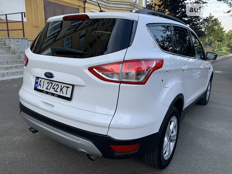 Позашляховик / Кросовер Ford Escape 2015 в Києві фото 6 Позашляховик / Кросовер Ford Escape 2015 в Києві