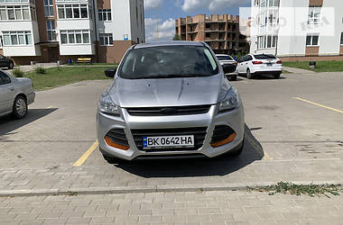 Внедорожник / Кроссовер Ford Escape 2014 в Ровно
