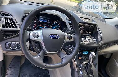 Внедорожник / Кроссовер Ford Escape 2014 в Ровно