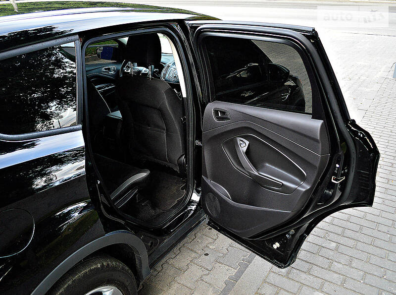 Позашляховик / Кросовер Ford Escape 2015 в Хмельницькому