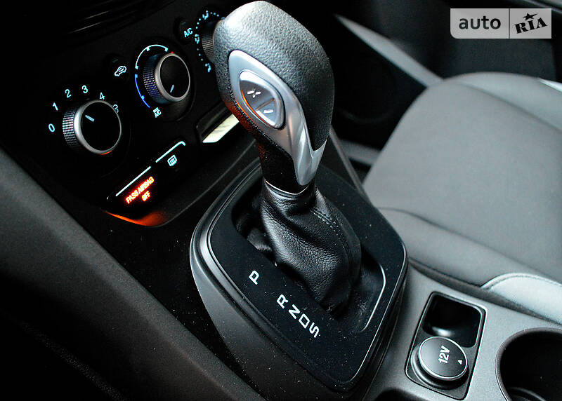 Позашляховик / Кросовер Ford Escape 2015 в Хмельницькому