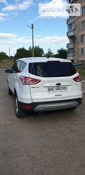 Позашляховик / Кросовер Ford Escape 2016 в Нікополі