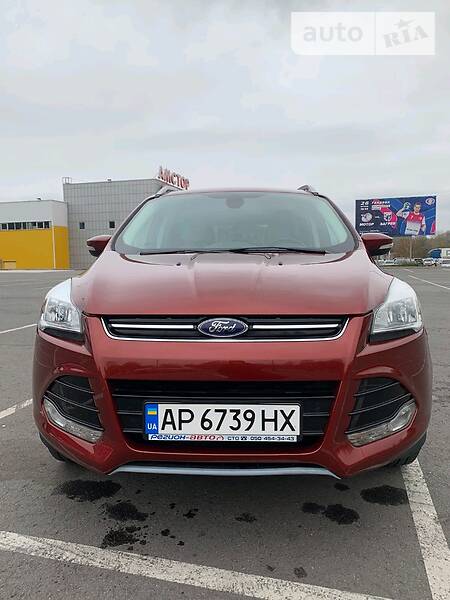 Внедорожник / Кроссовер Ford Escape 2016 в Запорожье