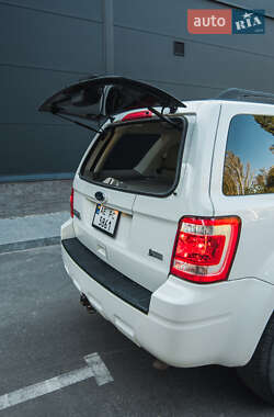 Позашляховик / Кросовер Ford Escape 2011 в Дніпрі