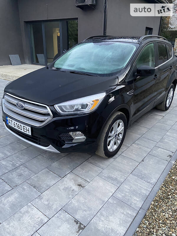 Позашляховик / Кросовер Ford Escape 2017 в Івано-Франківську фото 12 Позашляховик / Кросовер Ford Escape 2017 в Івано-Франківську