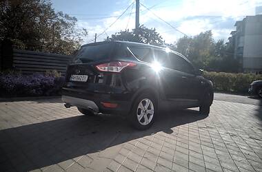 Внедорожник / Кроссовер Ford Escape 2015 в Славянске