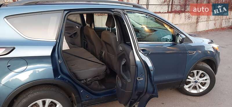 Внедорожник / Кроссовер Ford Escape 2018 в Киеве фото 15 Внедорожник / Кроссовер Ford Escape 2018 в Киеве