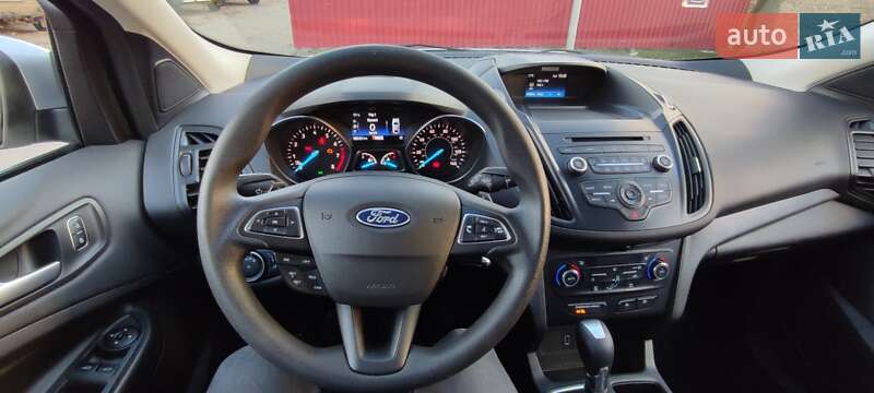 Внедорожник / Кроссовер Ford Escape 2017 в Киеве фото 10 Внедорожник / Кроссовер Ford Escape 2017 в Киеве