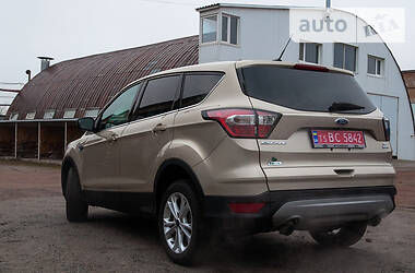 Позашляховик / Кросовер Ford Escape 2017 в Бердичеві