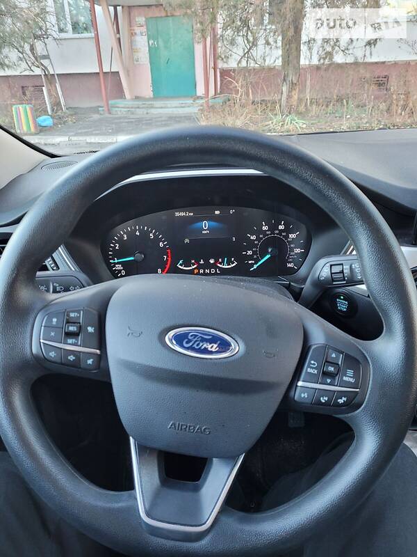Внедорожник / Кроссовер Ford Escape 2020 в Кременчуге